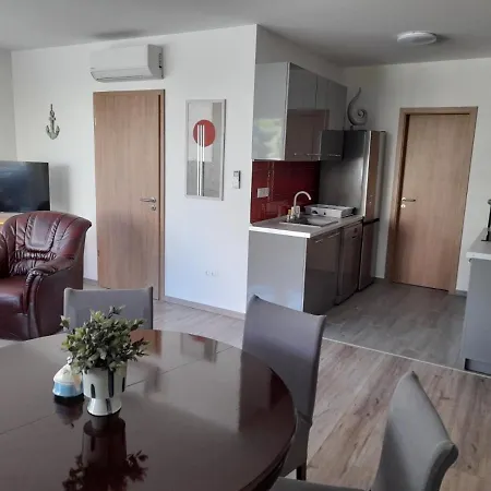 Kempi Kuckója Apartament Balatonalmádi
