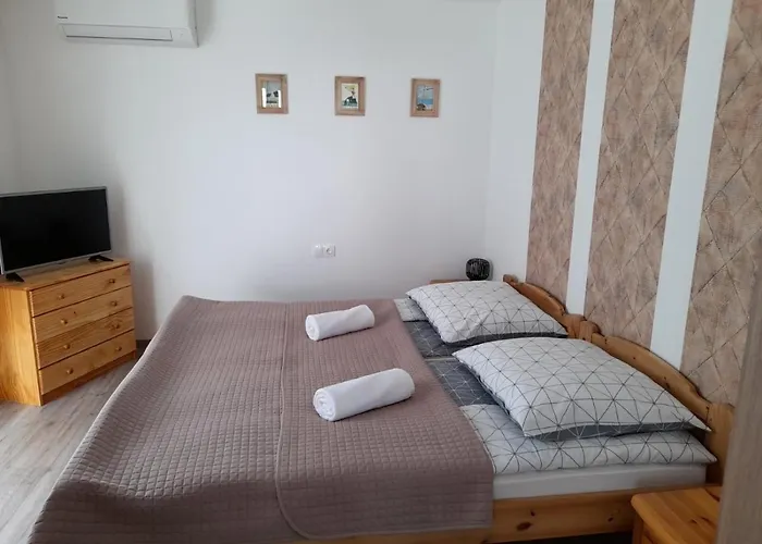 Kempi Kuckoja * Balatonalmádi