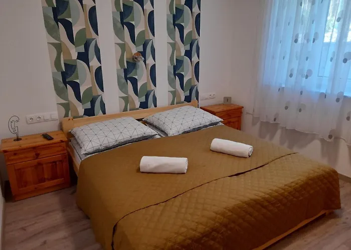 Kempi Kuckoja * Balatonalmádi